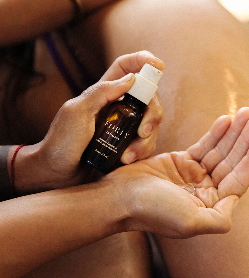 FORIA Intimacy Awaken Arousal Oil with Organic Botanicals 30ml / 1oz